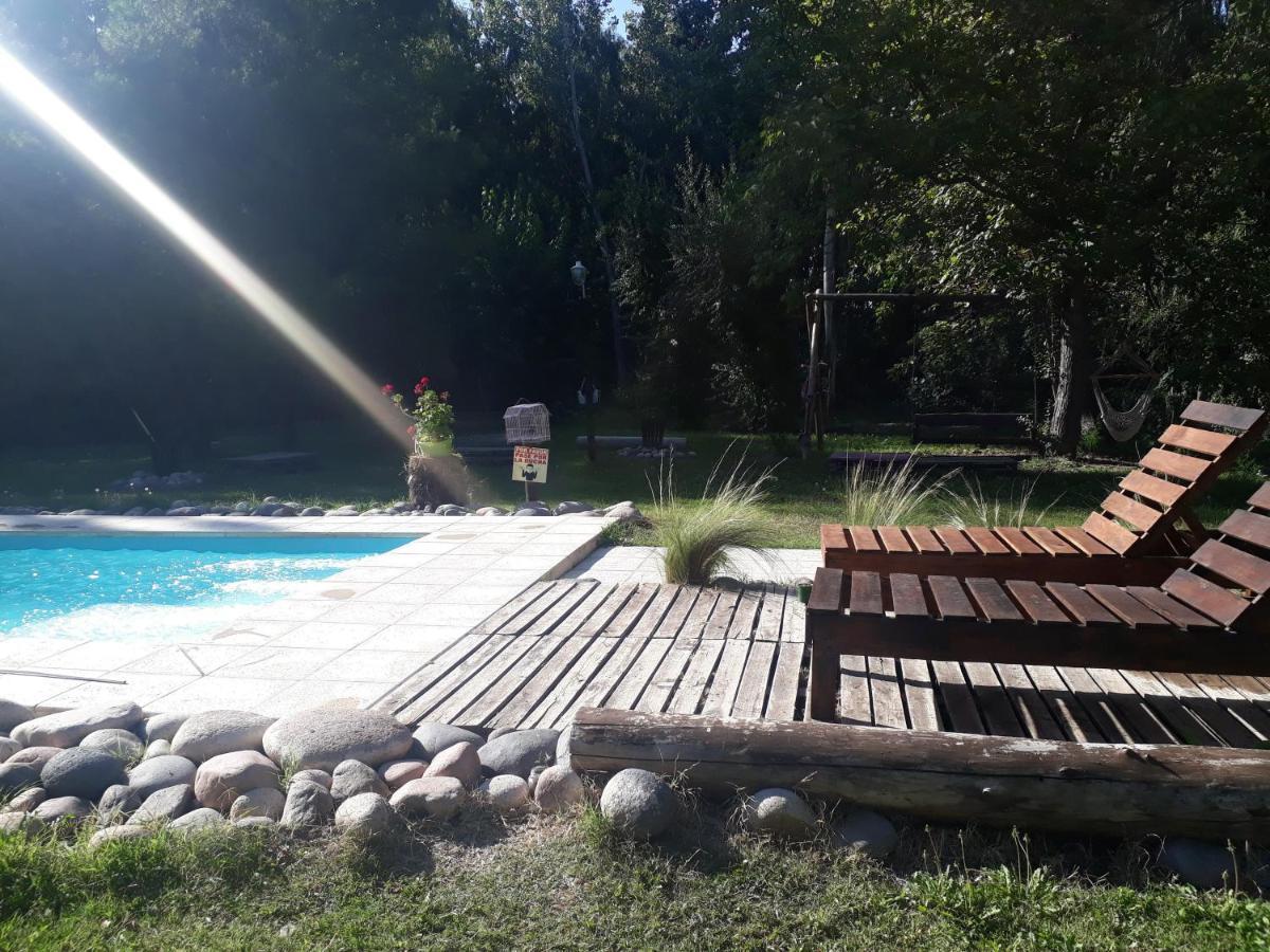 Casa De Campo De Piedra 투누얀 외부 사진