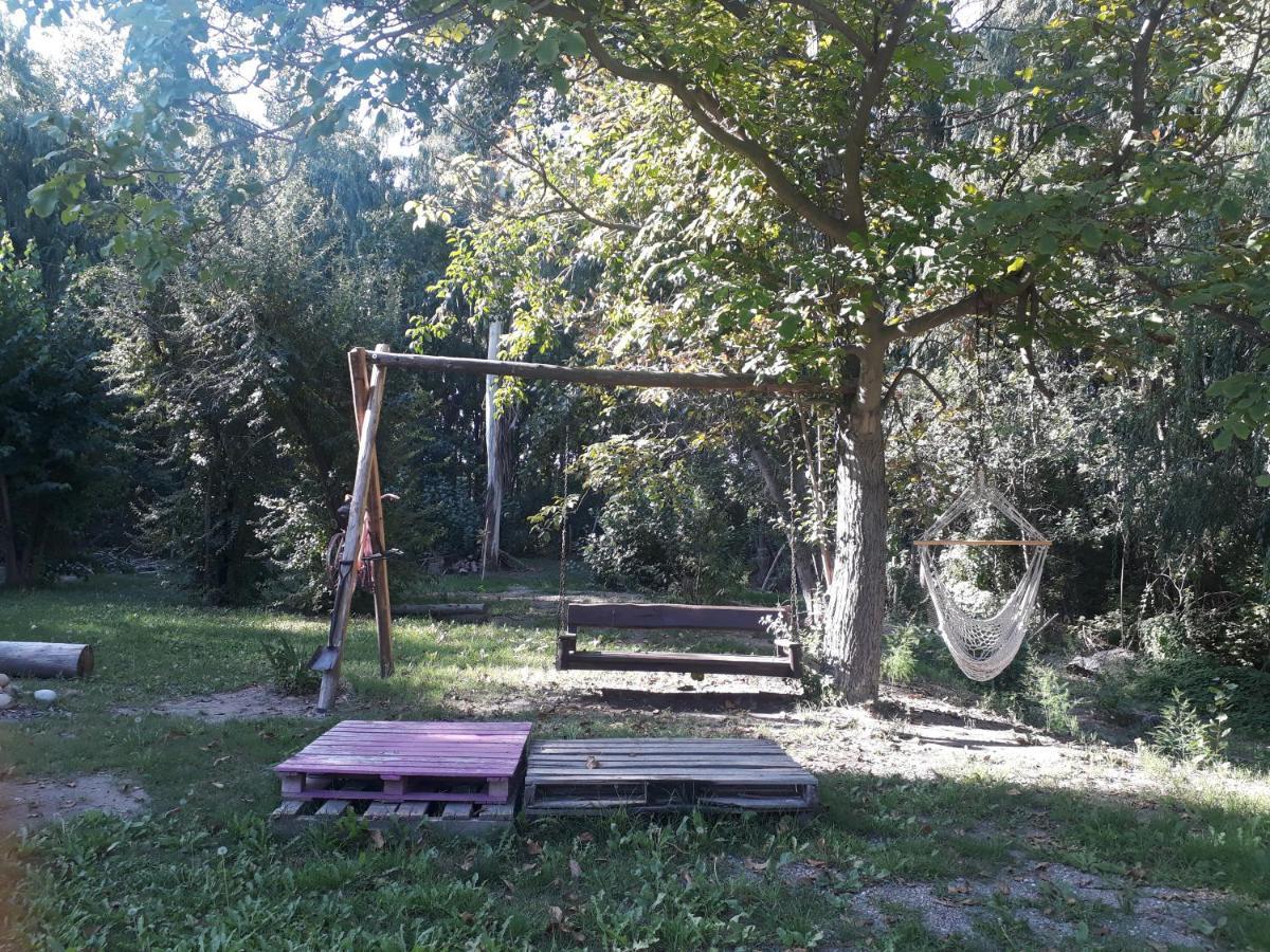Casa De Campo De Piedra 투누얀 외부 사진